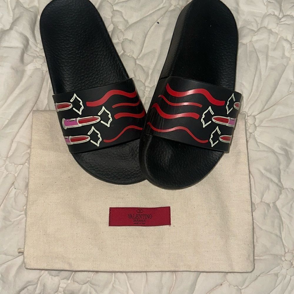 Authentic Valentino Garavani PVC Pool Slides Flip Flops Sandals Lipstick Motif